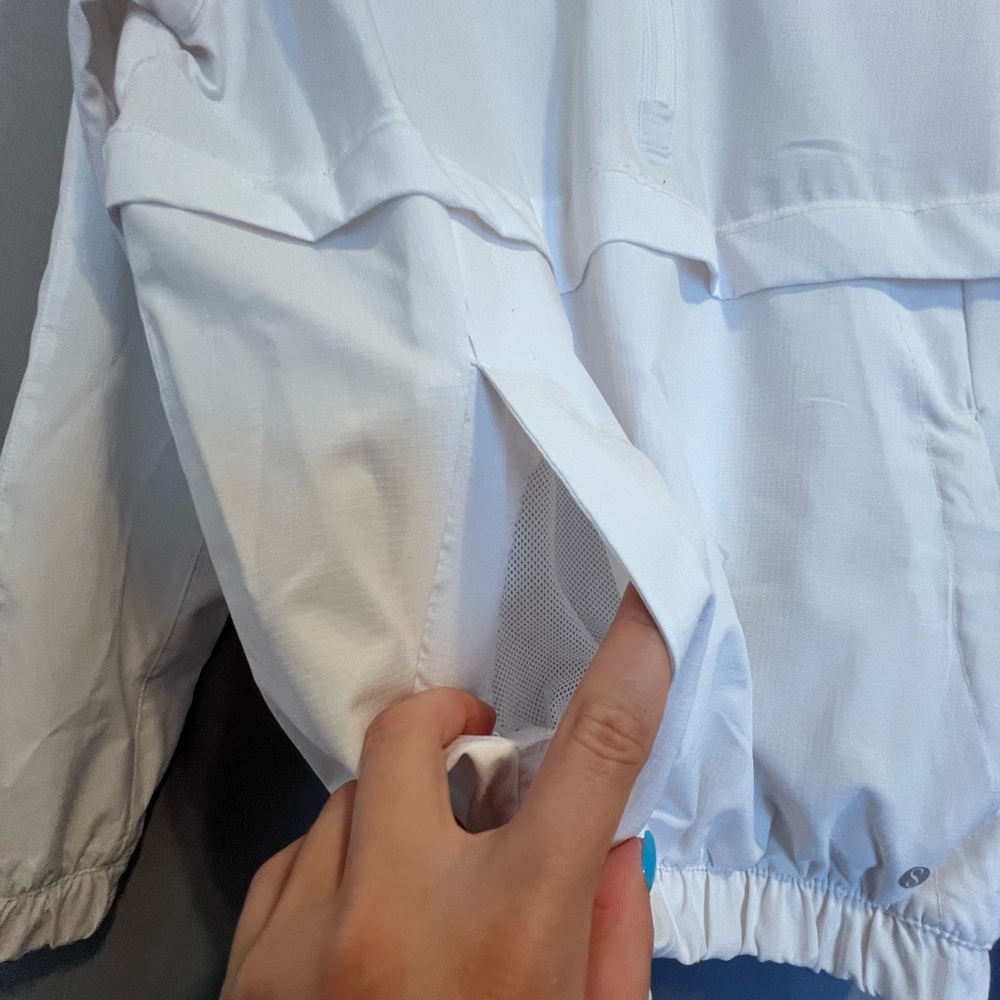 Cropped Jacket - Picture 2 of 4